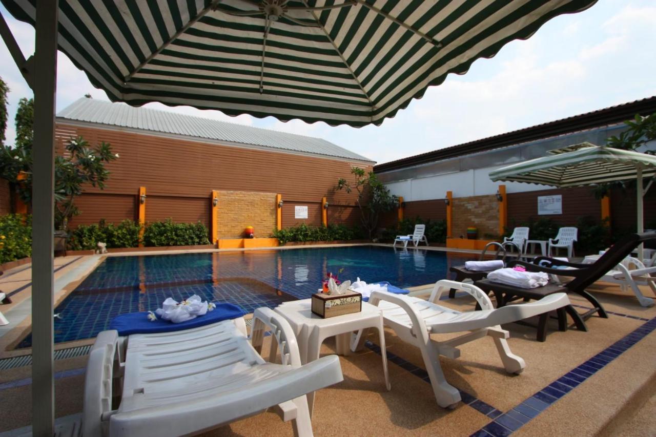 Valhalla Pattaya Hotel Praia de Jomtien Exterior foto