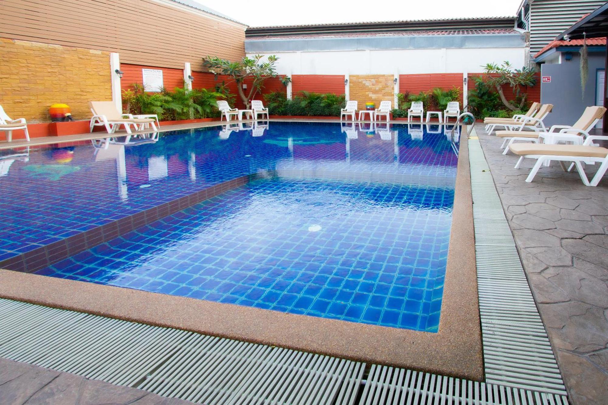 Valhalla Pattaya Hotel Praia de Jomtien Exterior foto